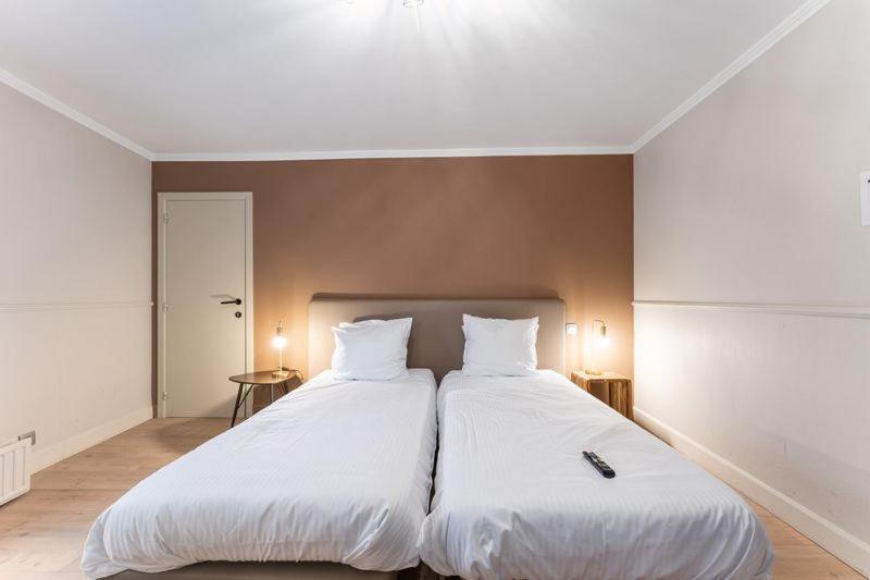 Hotel Karel De Stoute บรูจส์ ภายนอก รูปภาพ