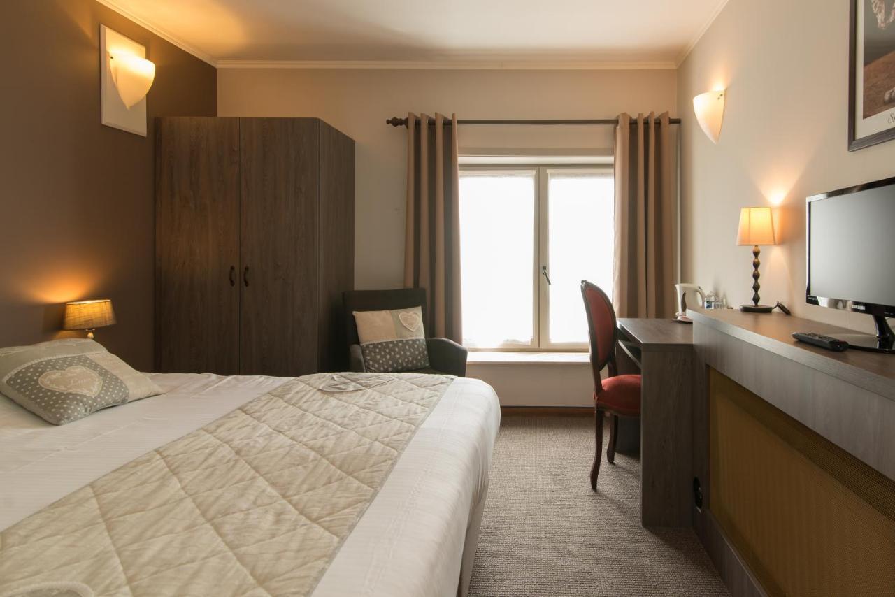 Hotel Karel De Stoute บรูจส์ ภายนอก รูปภาพ