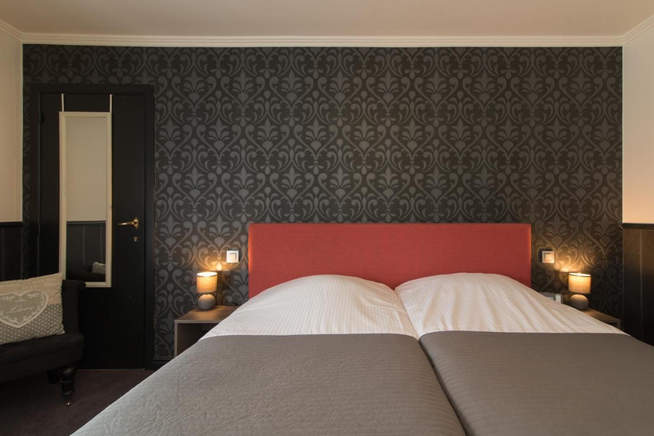 Hotel Karel De Stoute บรูจส์ ภายนอก รูปภาพ