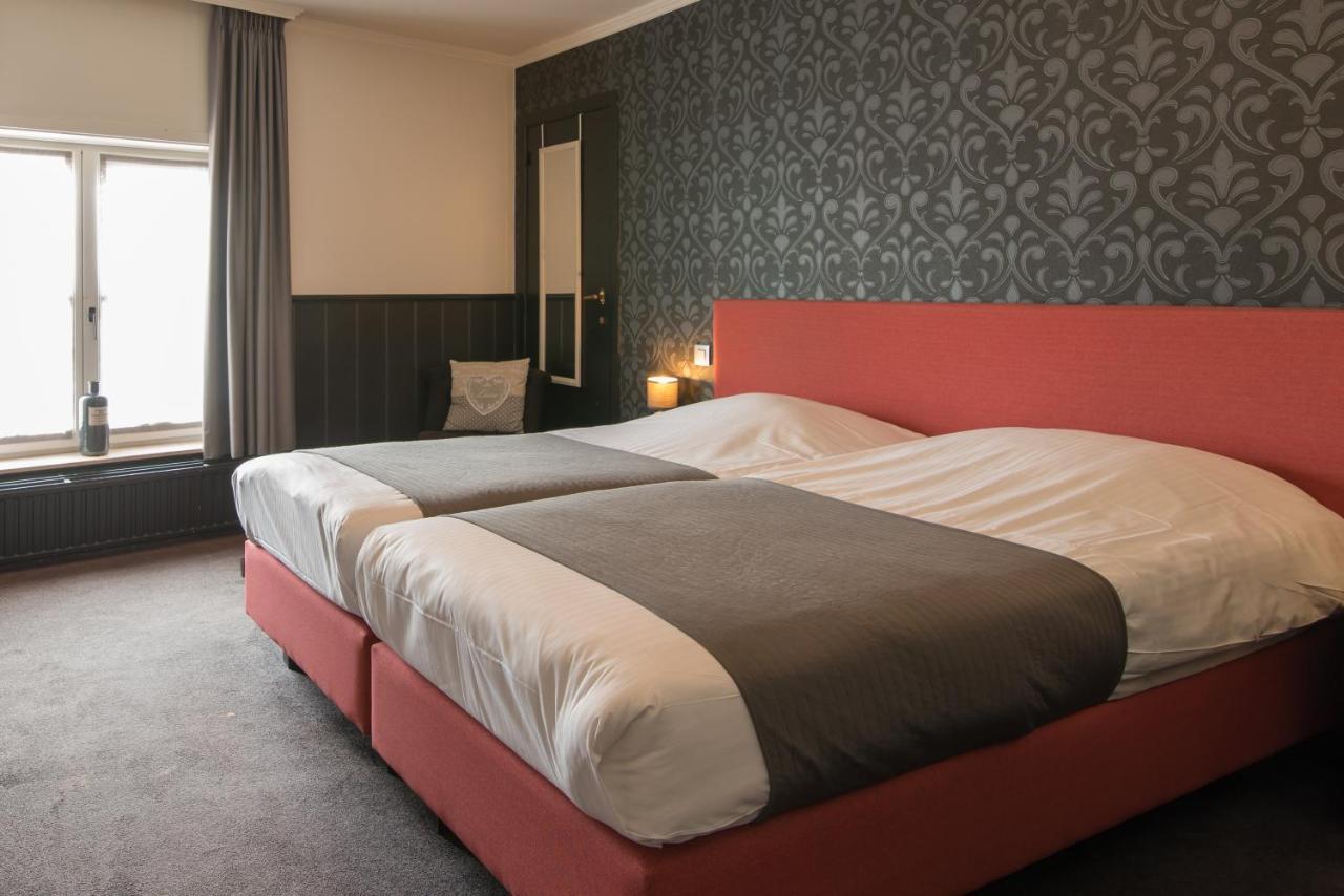 Hotel Karel De Stoute บรูจส์ ภายนอก รูปภาพ